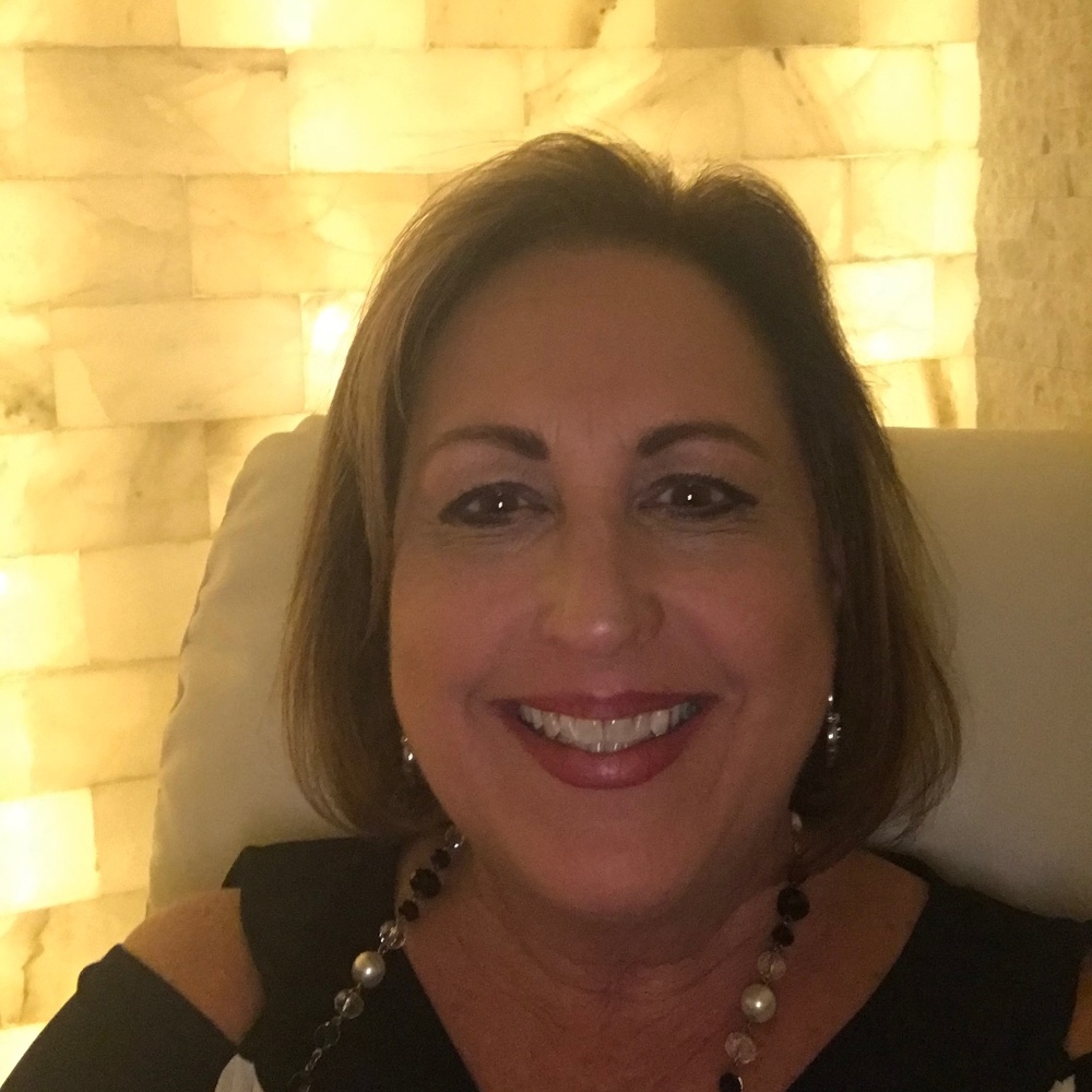 Meet your Posher, Julie